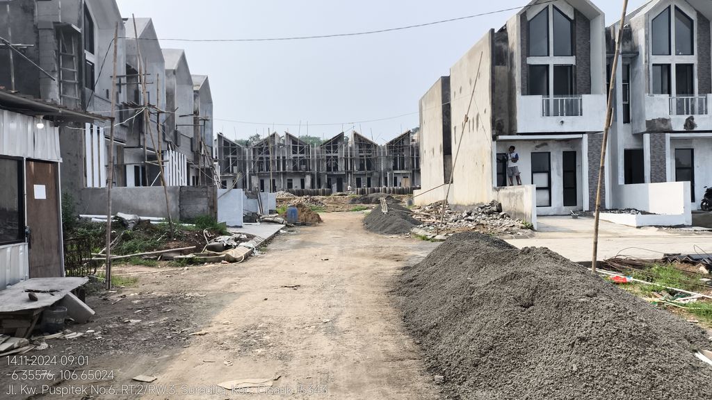 foto posisi tengah perumahan GREEN HOUSE PROPERTY