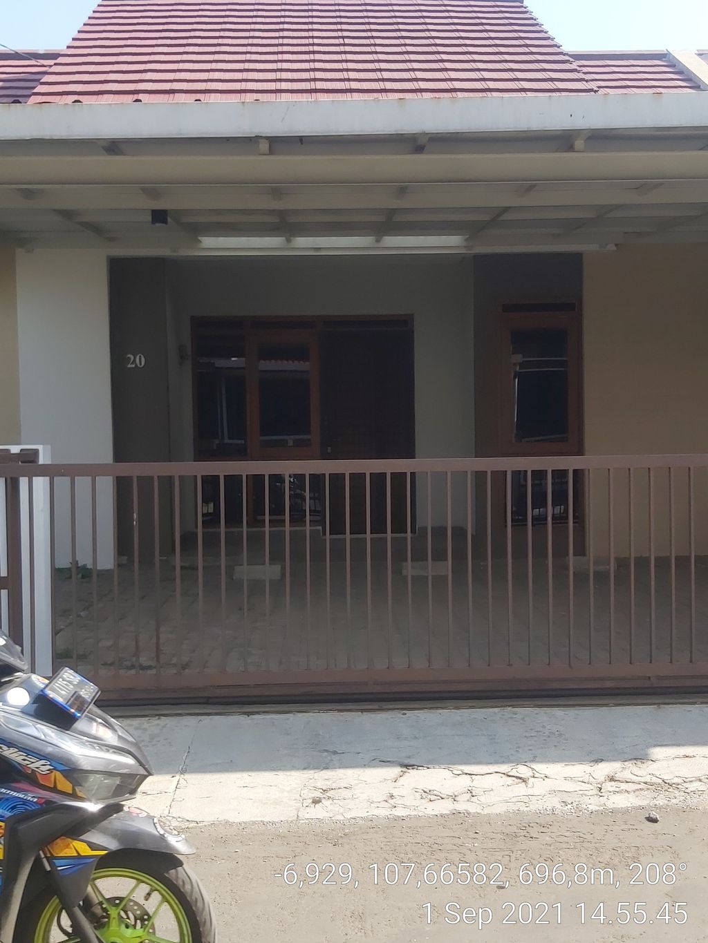 foto contoh rumah perumahan Antapani City