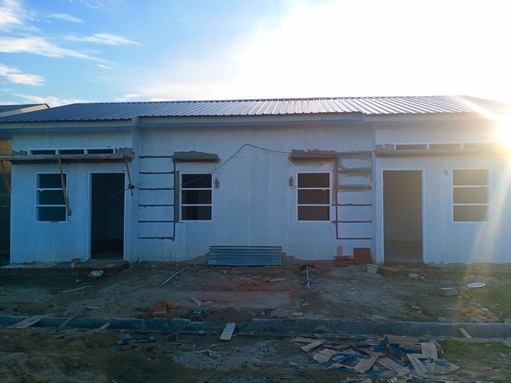 foto tampak rumah tipe 36/72 perumahan KIRAMLAND LESTARI