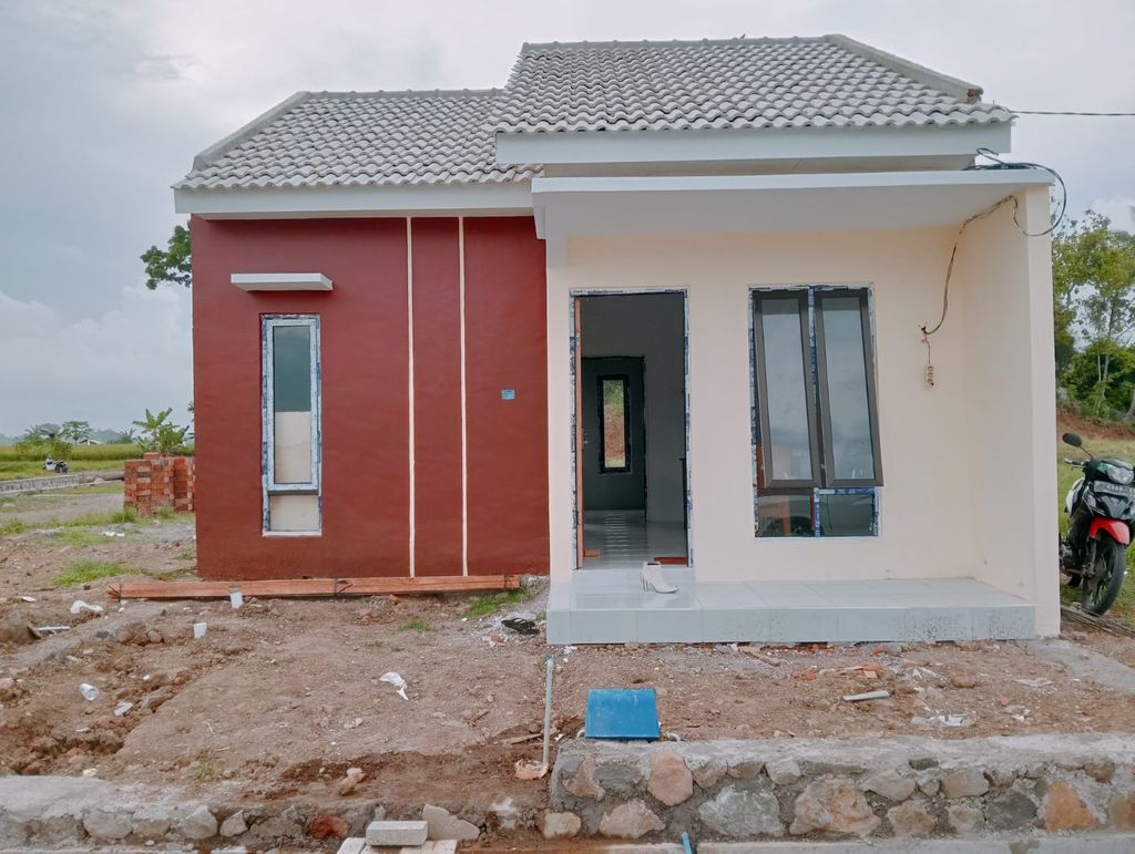 foto tampak rumah tipe 36 perumahan Diamond 3