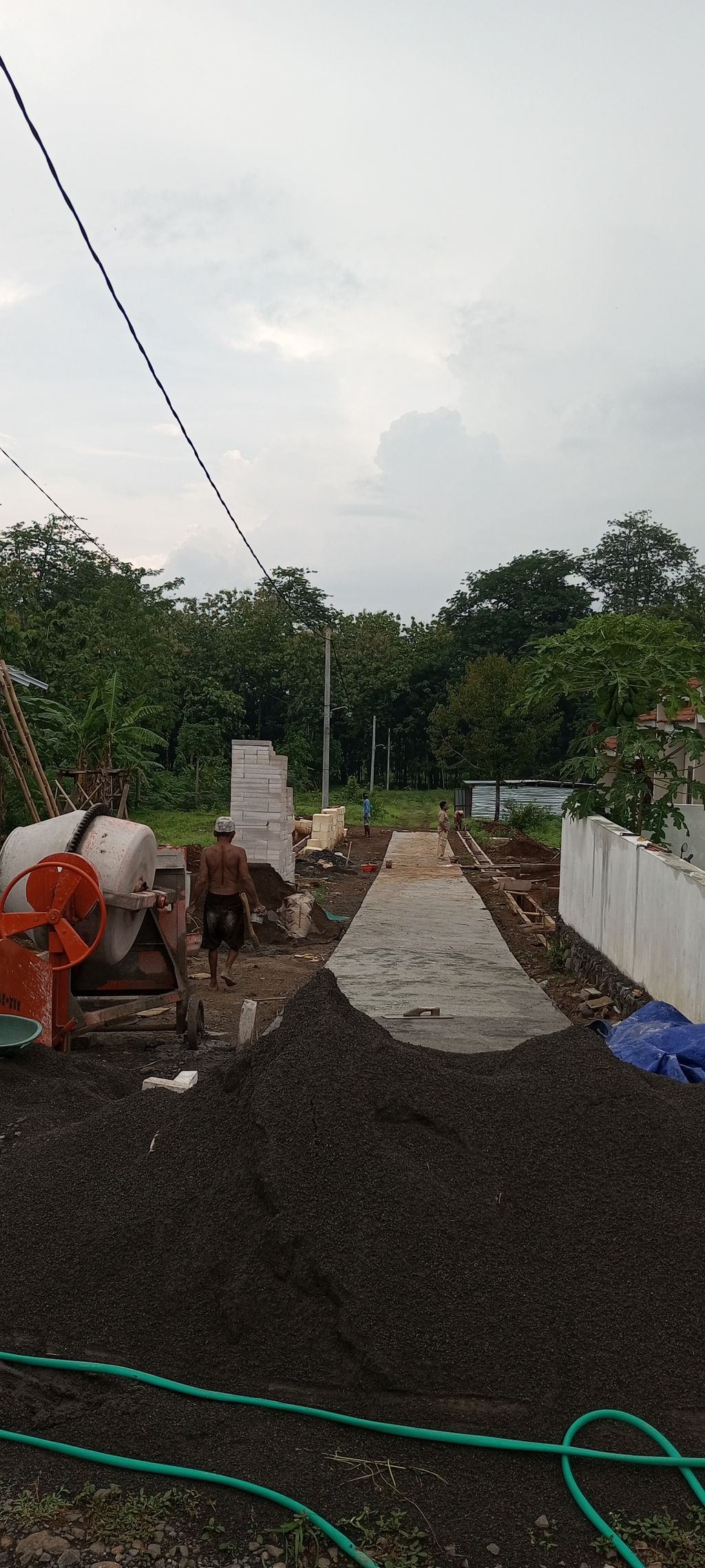 foto gerbang perumahan PERUMAHAN GRIYA PERMAI INDAH TLOGOWUNGU