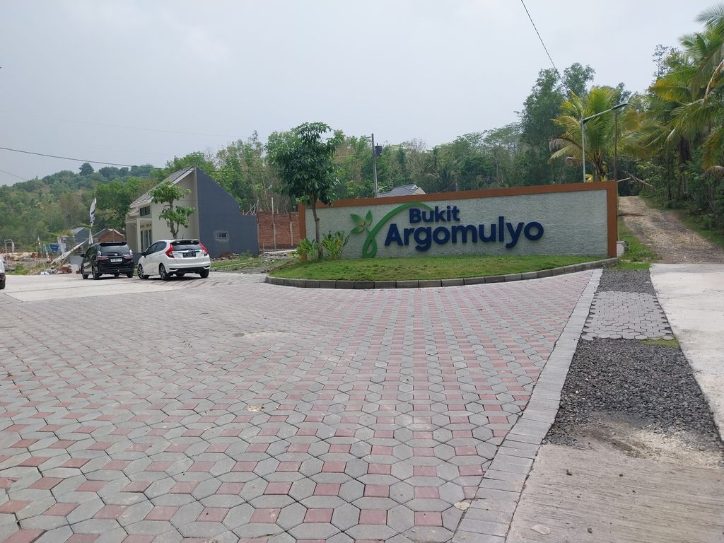 foto gerbang perumahan Bukit Argomulyo Residence Tahap 1