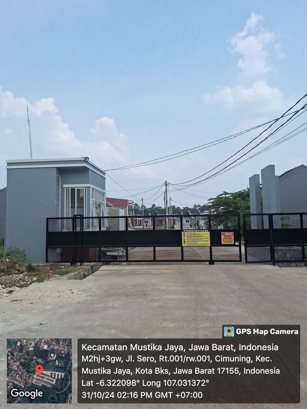 foto gerbang perumahan KRISMAYA PREMIER