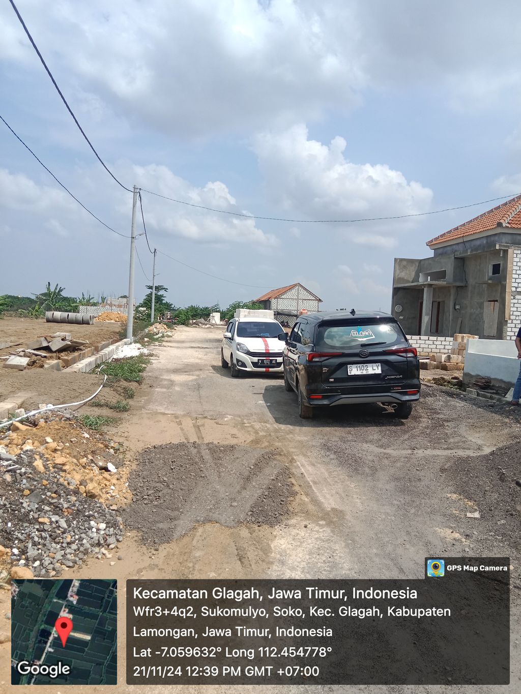 foto posisi tengah perumahan THIRAZHAF RESIDENCE