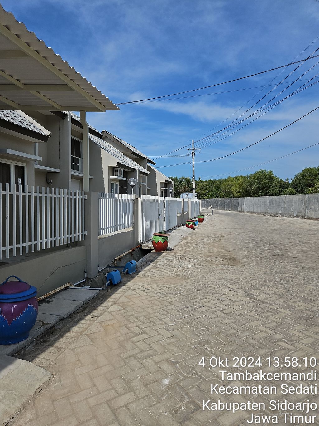 foto posisi tengah perumahan Alana Regency Tambak Cemandi Tahap 4,5, dan 6