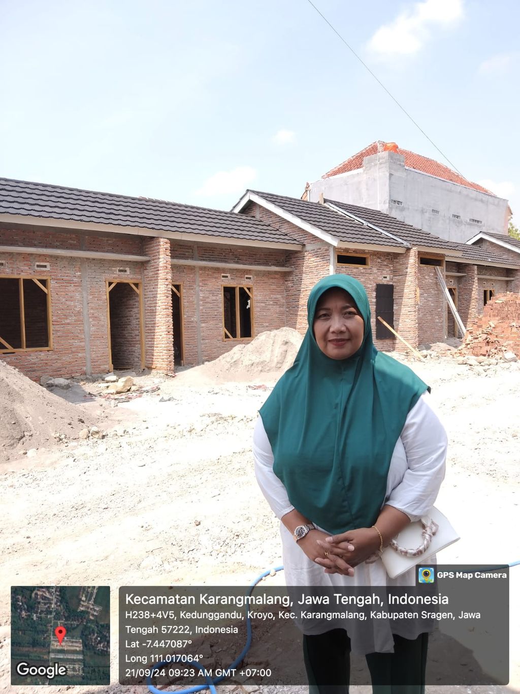 foto tampak rumah tipe 48-80 perumahan WIJAYA UTAMA RESIDENCE II