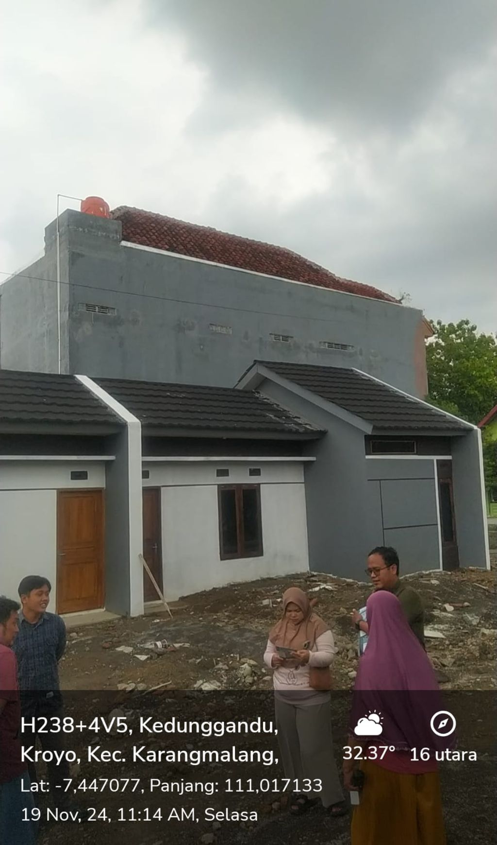 foto tampak rumah tipe 34-60 perumahan WIJAYA UTAMA RESIDENCE II