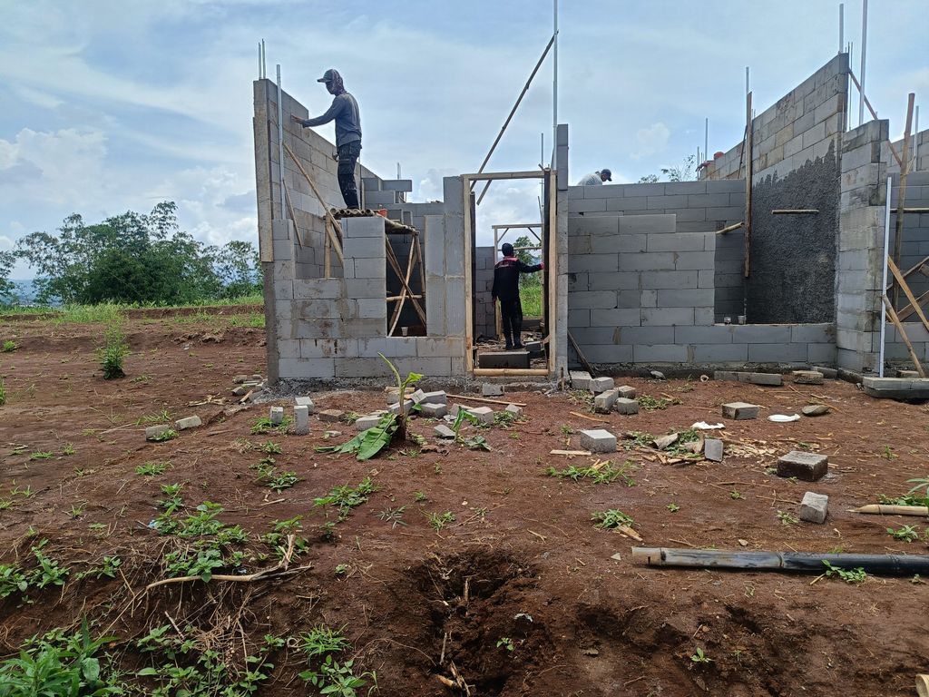 foto contoh rumah perumahan DHIYA RESIDENCE