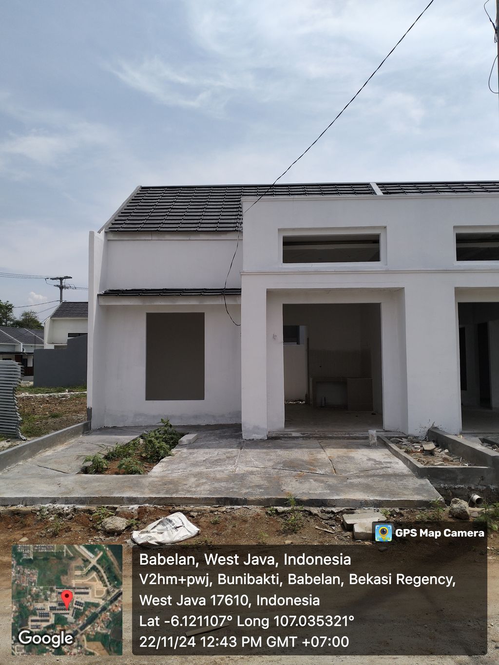 foto tampak rumah tipe 40/73 perumahan Mirabella Nusantara