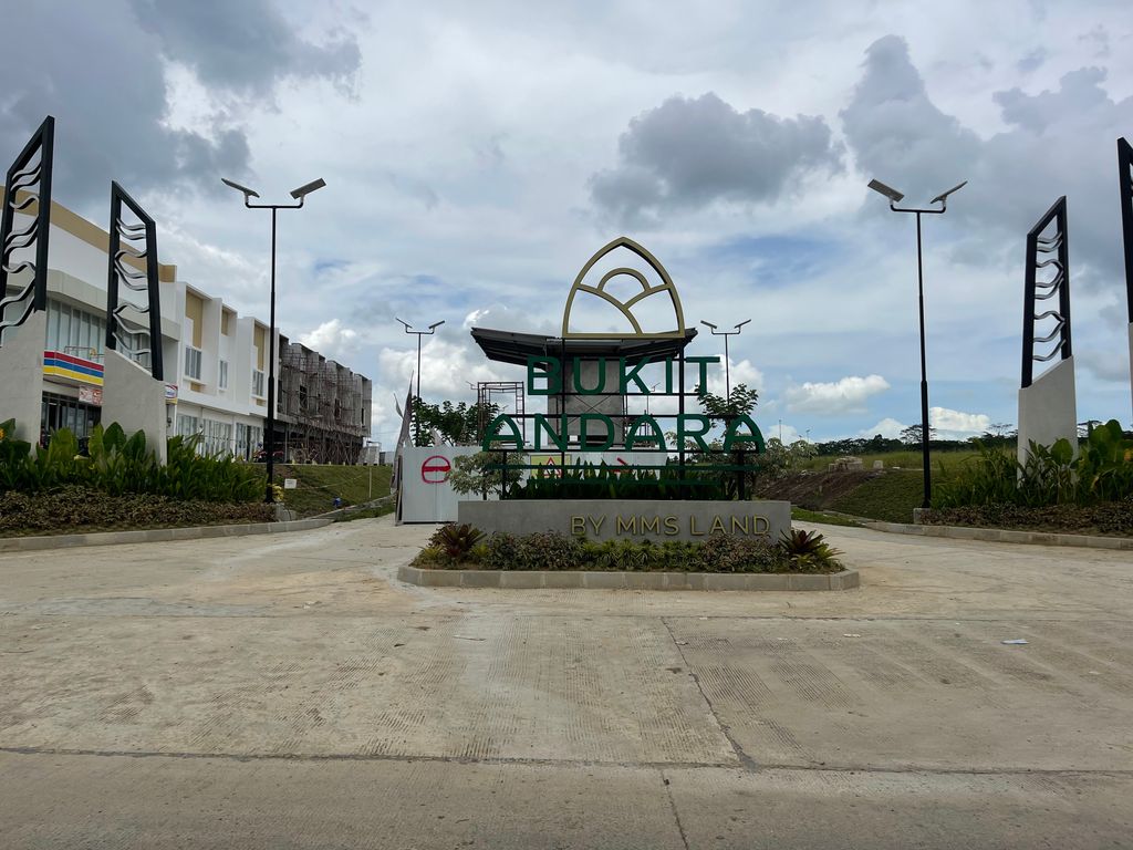 foto gerbang perumahan Bukit Andara