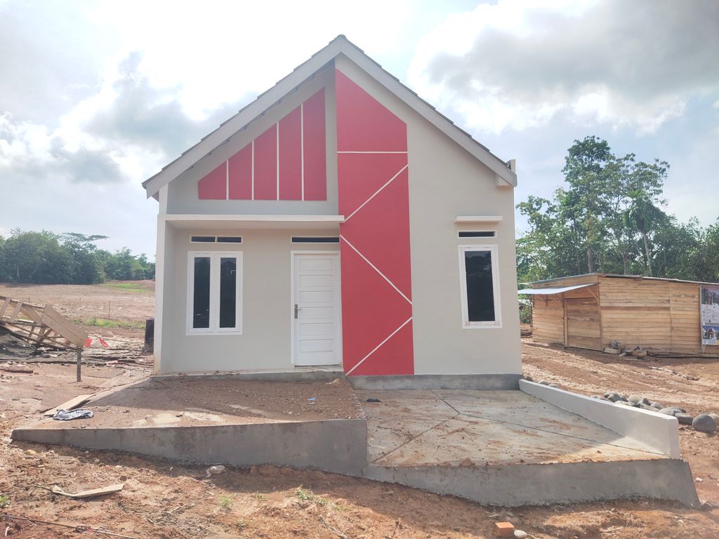foto tampak rumah tipe 36 M2 perumahan GRAND ROYAL VILLAGE