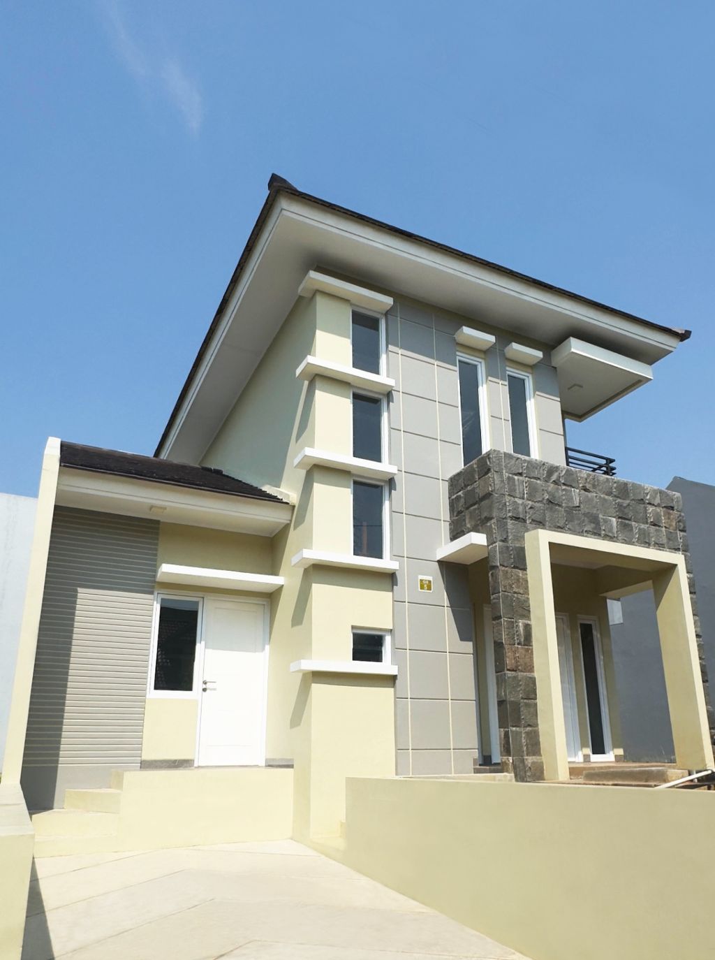 foto tampak rumah tipe New Windy perumahan Perumahan Resinda Karawang