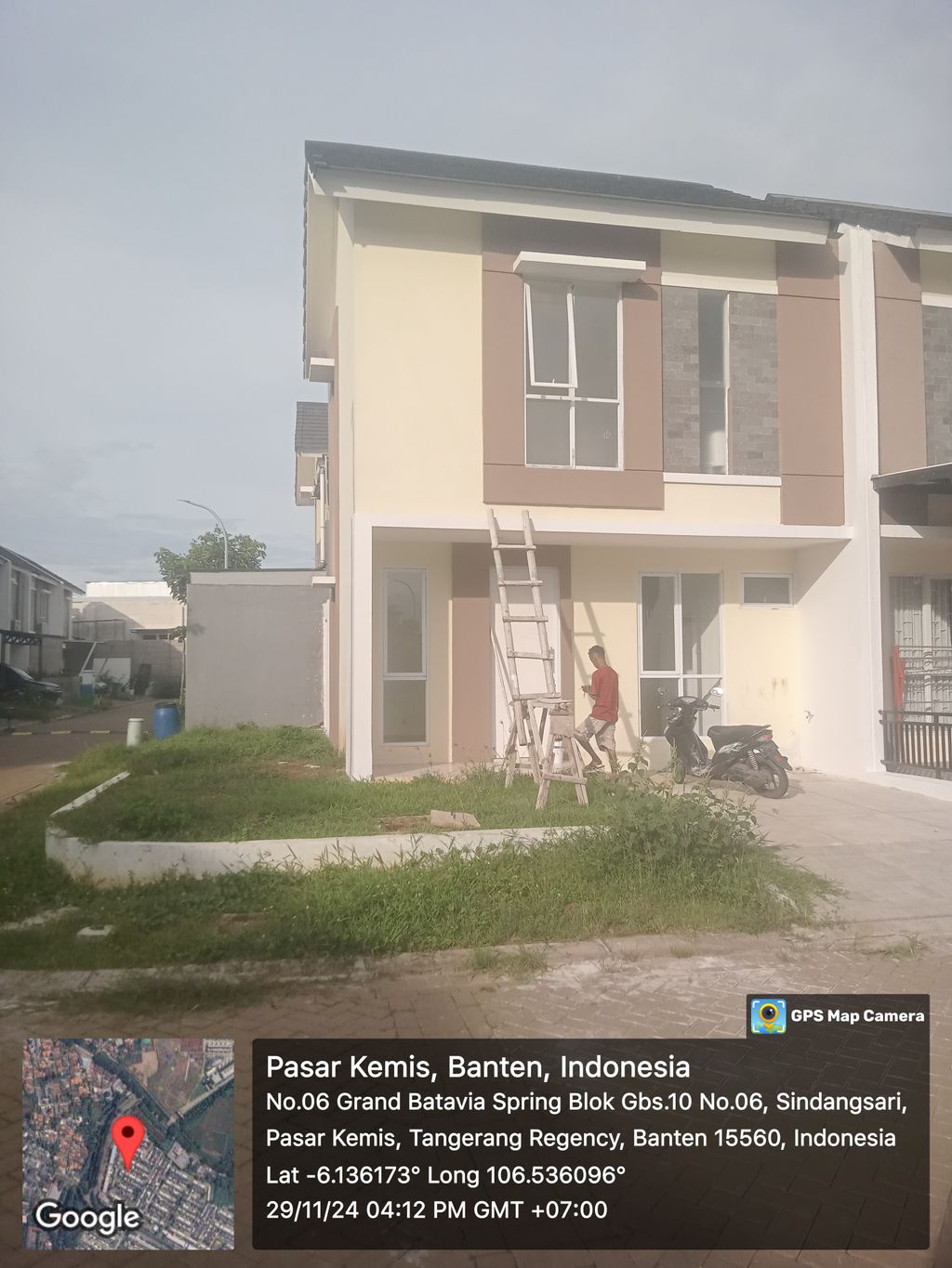foto tampak rumah tipe SCILLA perumahan Puri Jaya 11