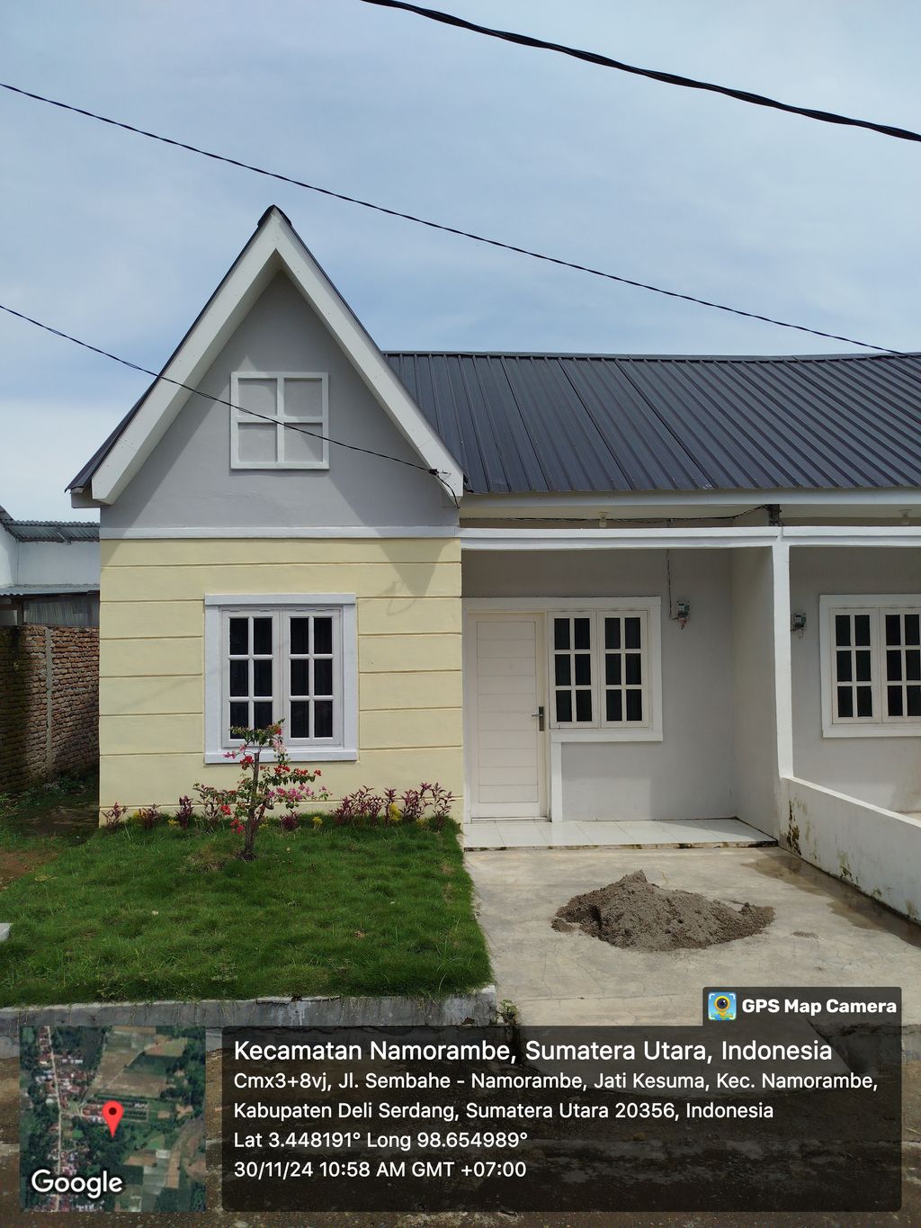 foto contoh rumah perumahan Izzara Mansion