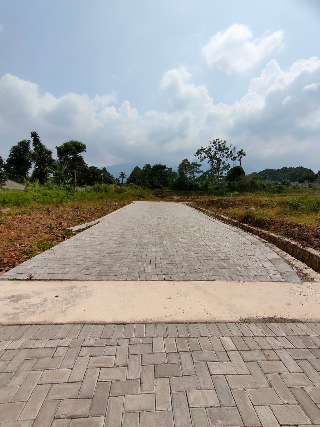 foto posisi tengah perumahan Perumahan Tamansari Garden