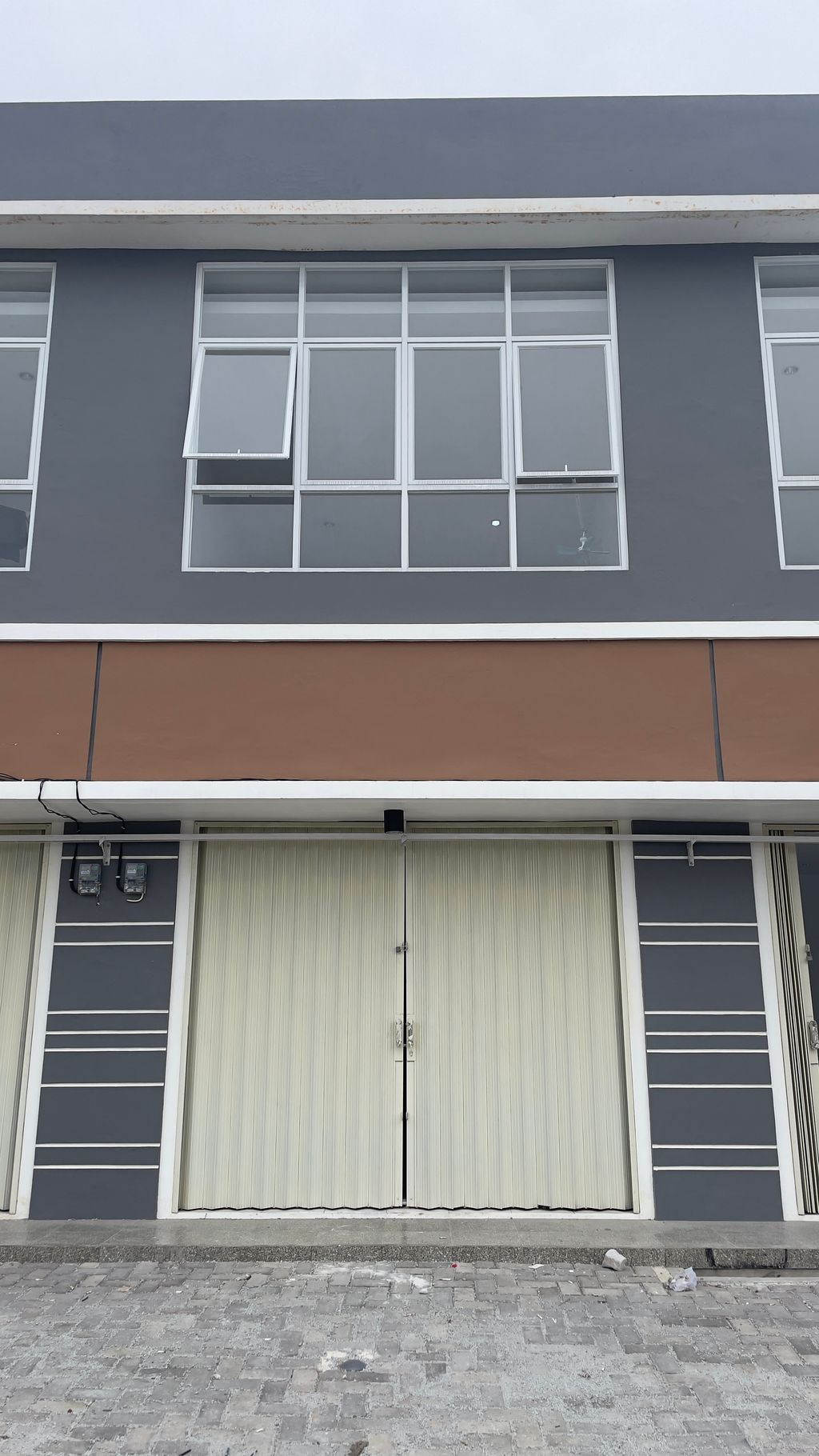 foto tampak rumah tipe RUKO 2 LANTAI perumahan RUKO LOGAM BANGUN SETIA 2