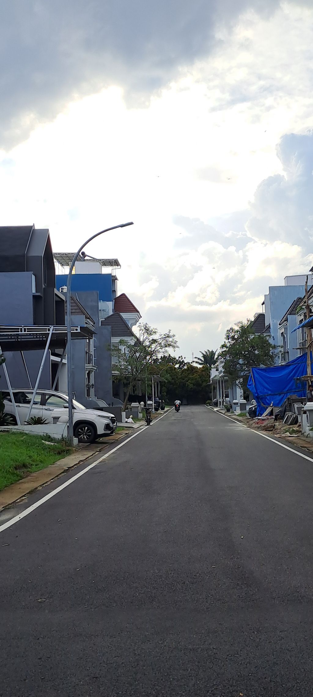 foto posisi tengah perumahan CITRALAND GAMA CITY
