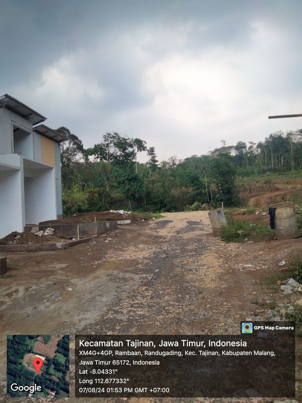 foto posisi tengah perumahan GRIYA RANDUGADING REGENCY