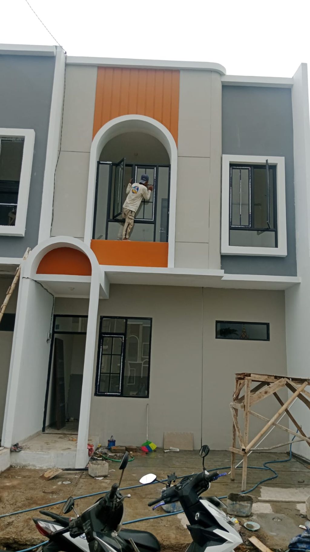 foto tampak rumah tipe 38 Compact High Ceiling (2KT)(484) perumahan Seroja Home Residence 4