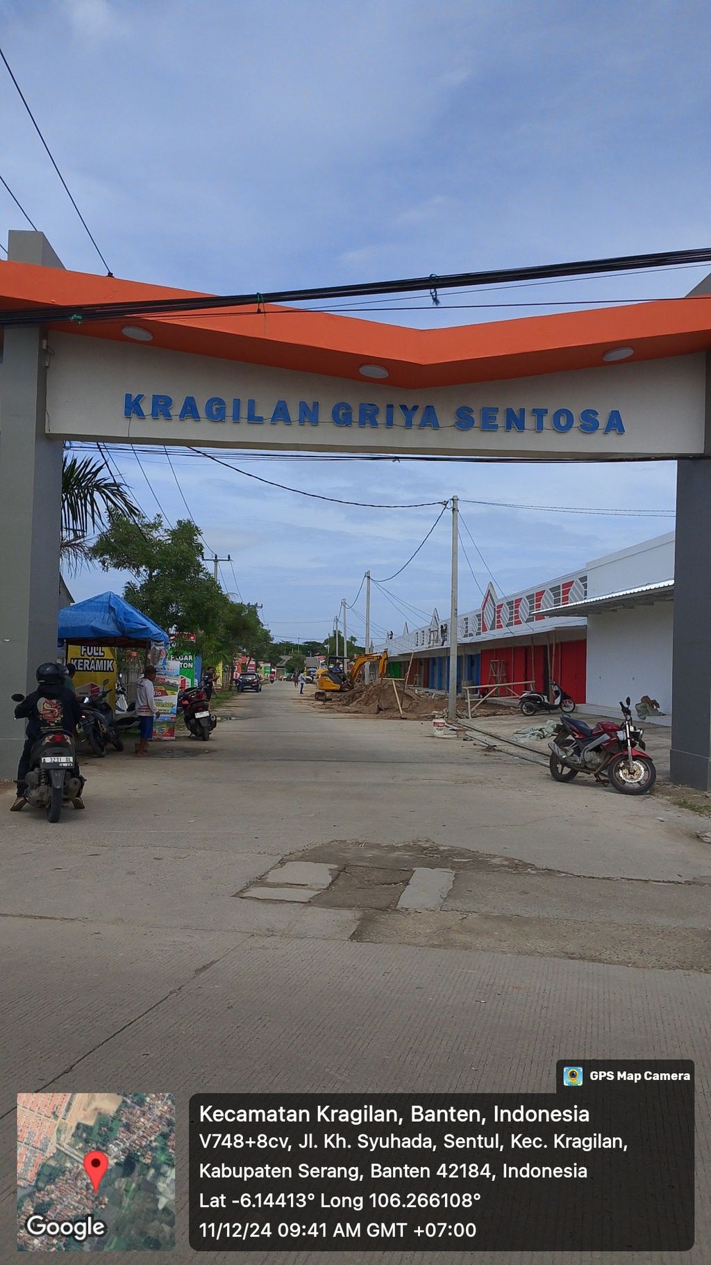 foto gerbang perumahan KRAGILAN GRIYA SENTOSA 3