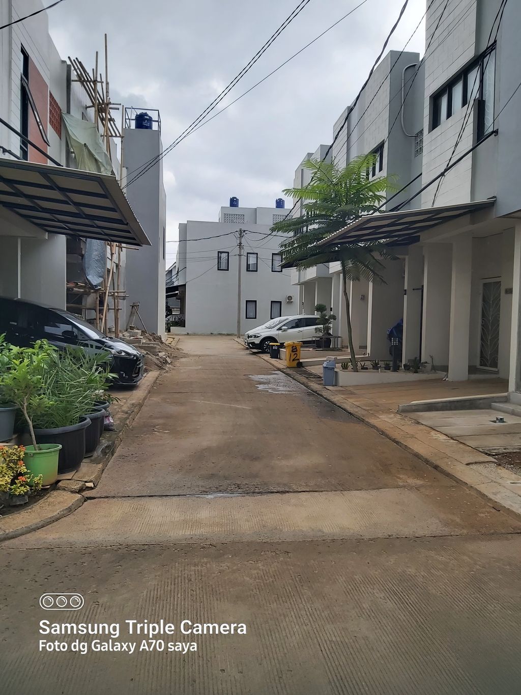 foto posisi tengah perumahan Pinangranti Mansion 2