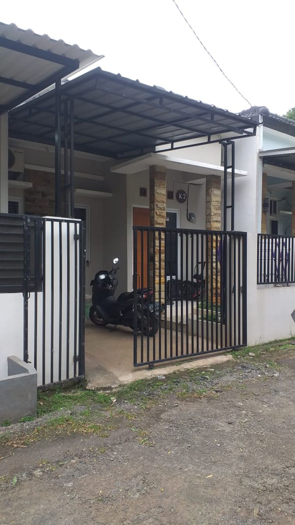 foto tampak rumah tipe 65/65 perumahan BUMI CIMANGGIS INDAH 2