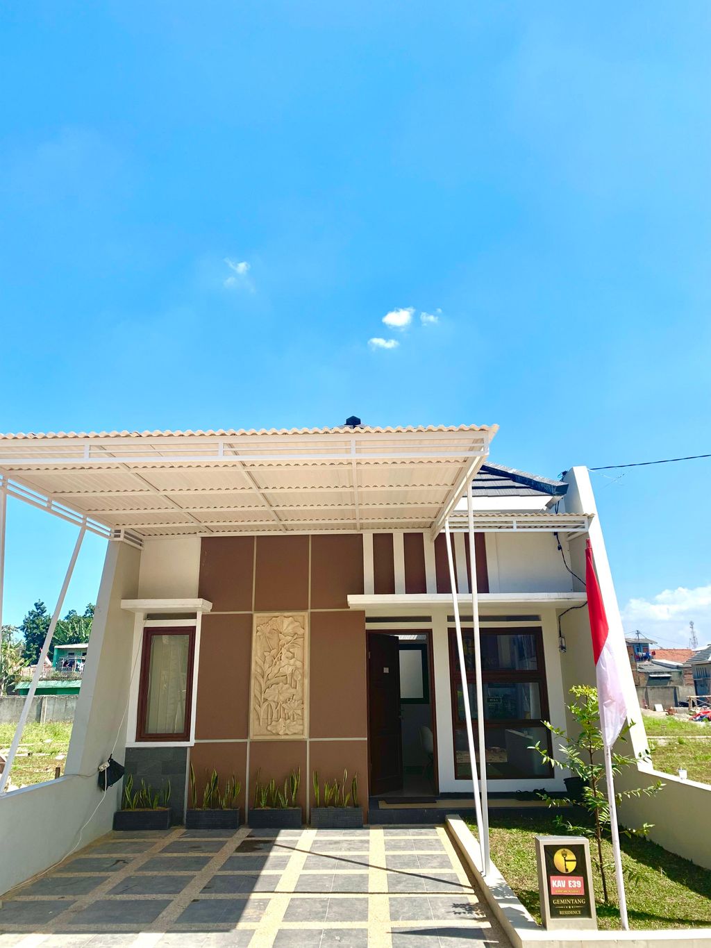 foto tampak rumah tipe 42/72 perumahan Gemintang Residence