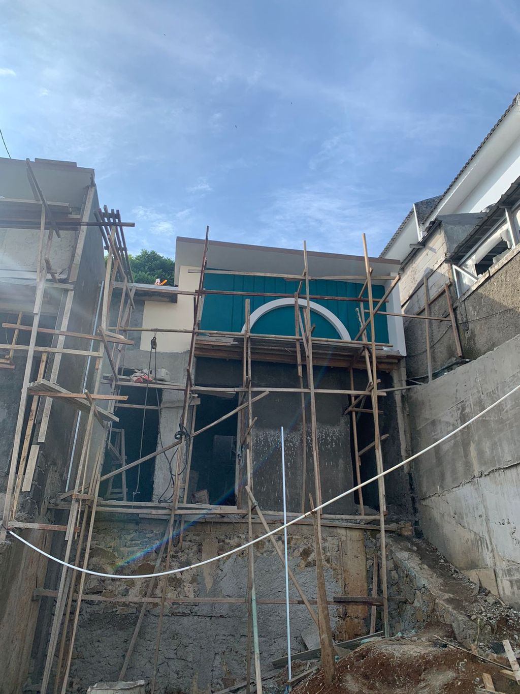 foto tampak rumah tipe 30 1 Lantai Kontur 3m(342) perumahan G-Land Padalarang Valley