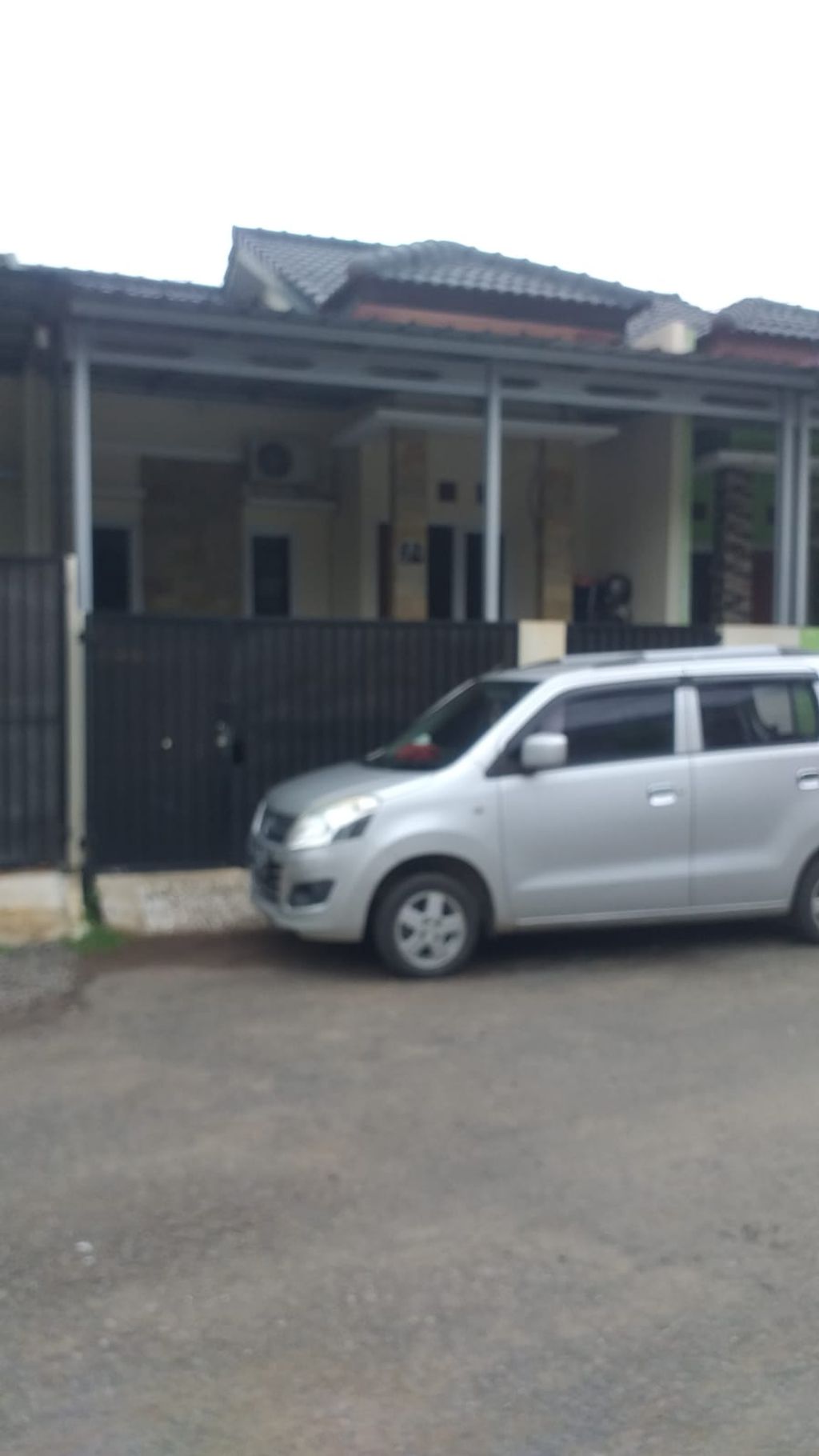 foto tampak rumah tipe 36/66 R7 perumahan BUMI CIMANGGIS INDAH 2