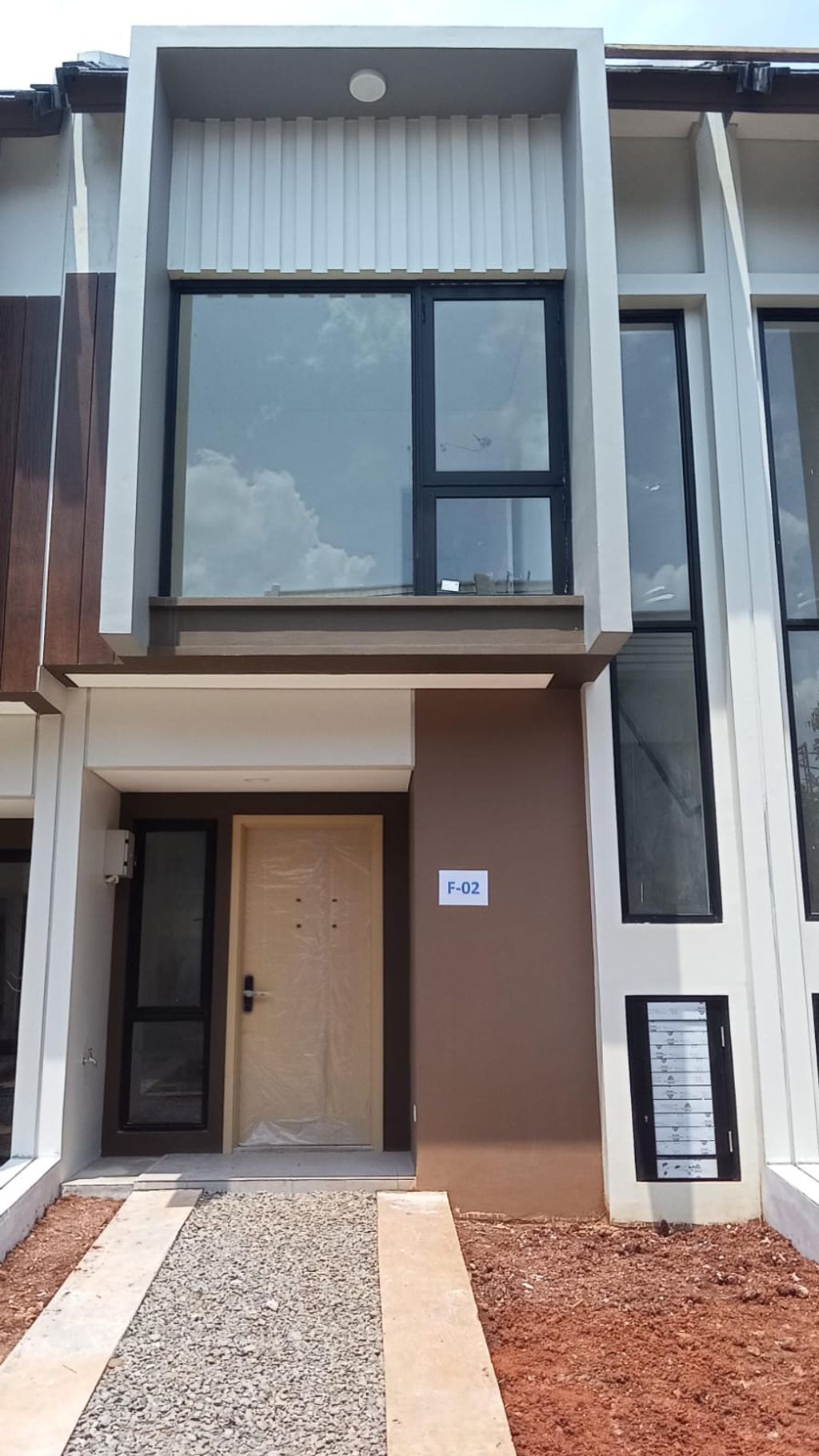 foto tampak rumah tipe KIRANA perumahan AKSARA HOMES