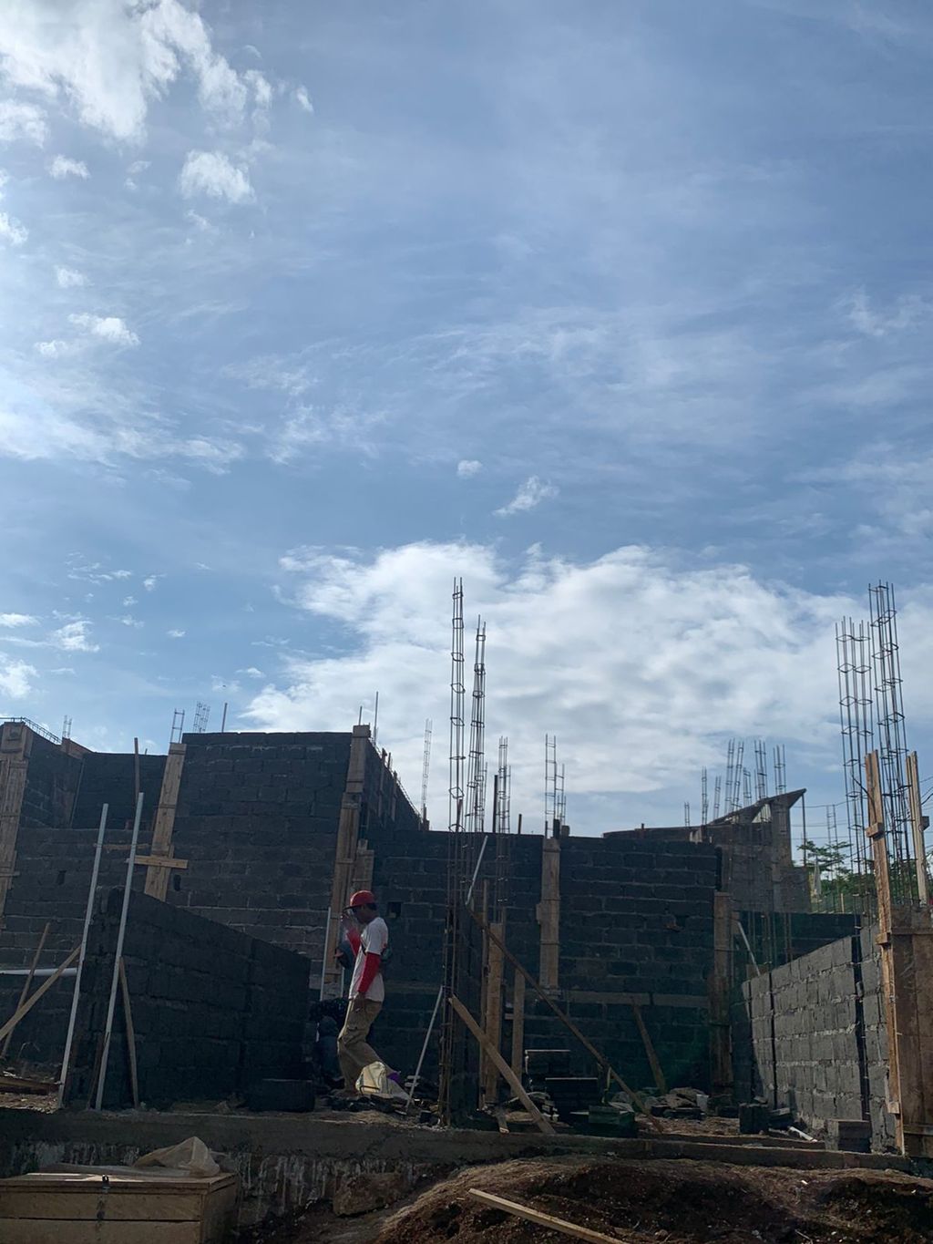 foto tampak rumah tipe 30 1 Lantai Kontur 1m(322) perumahan G-Land Padalarang Valley