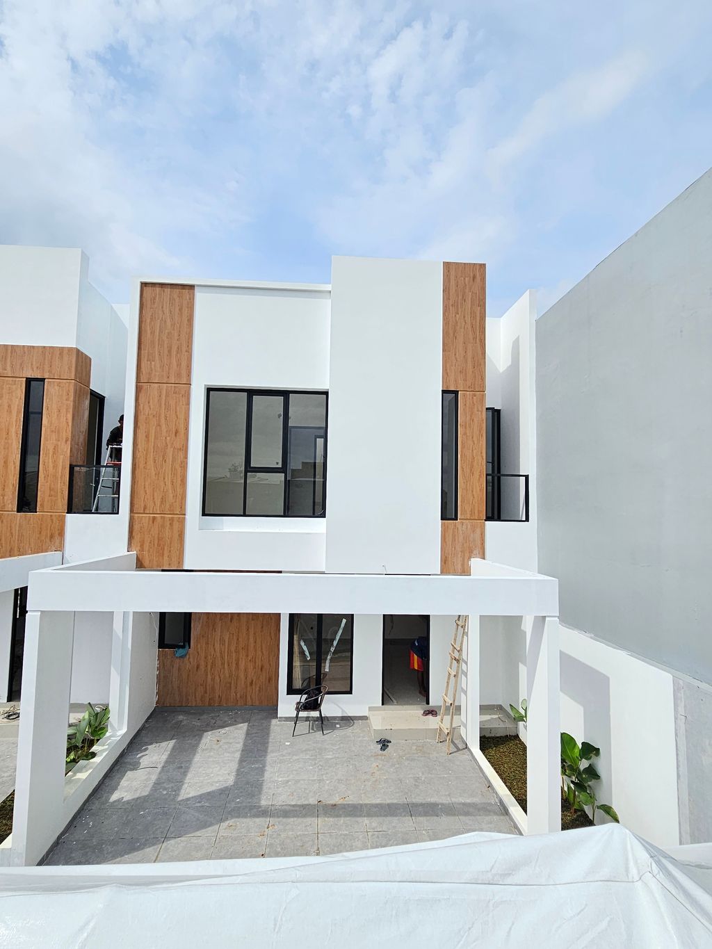 foto contoh rumah perumahan KAYU MANIS SOMERSET