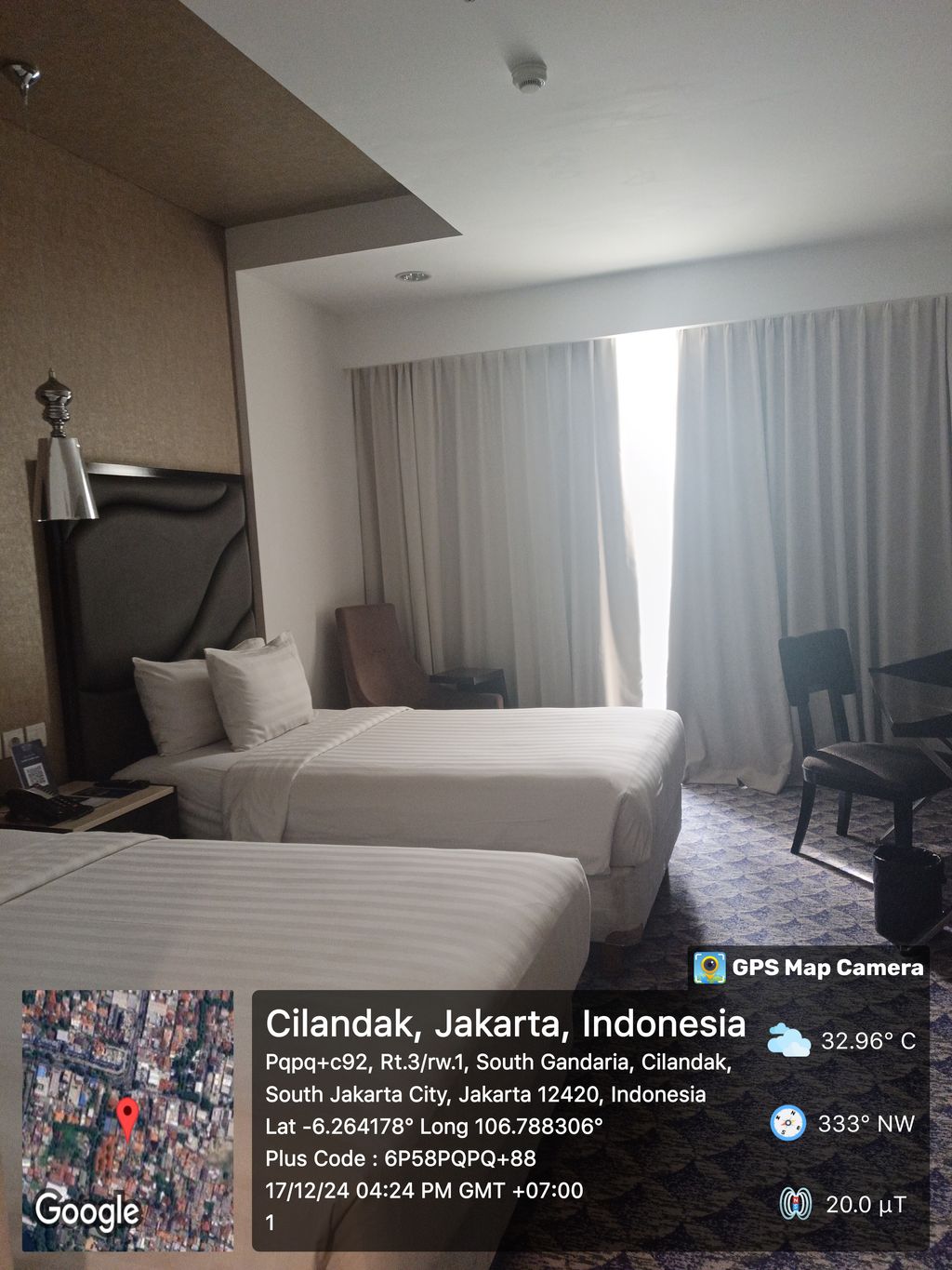 foto contoh rumah perumahan The Bellevue Suites