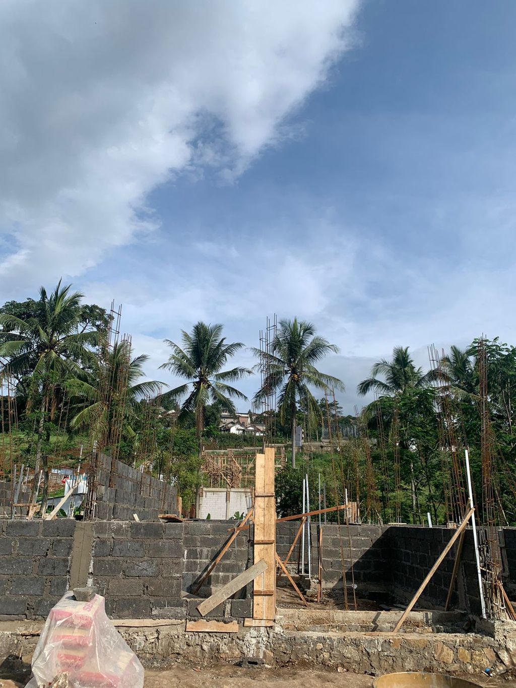 foto tampak rumah tipe 30 1 Lantai Landed(339) perumahan G-Land Padalarang Valley