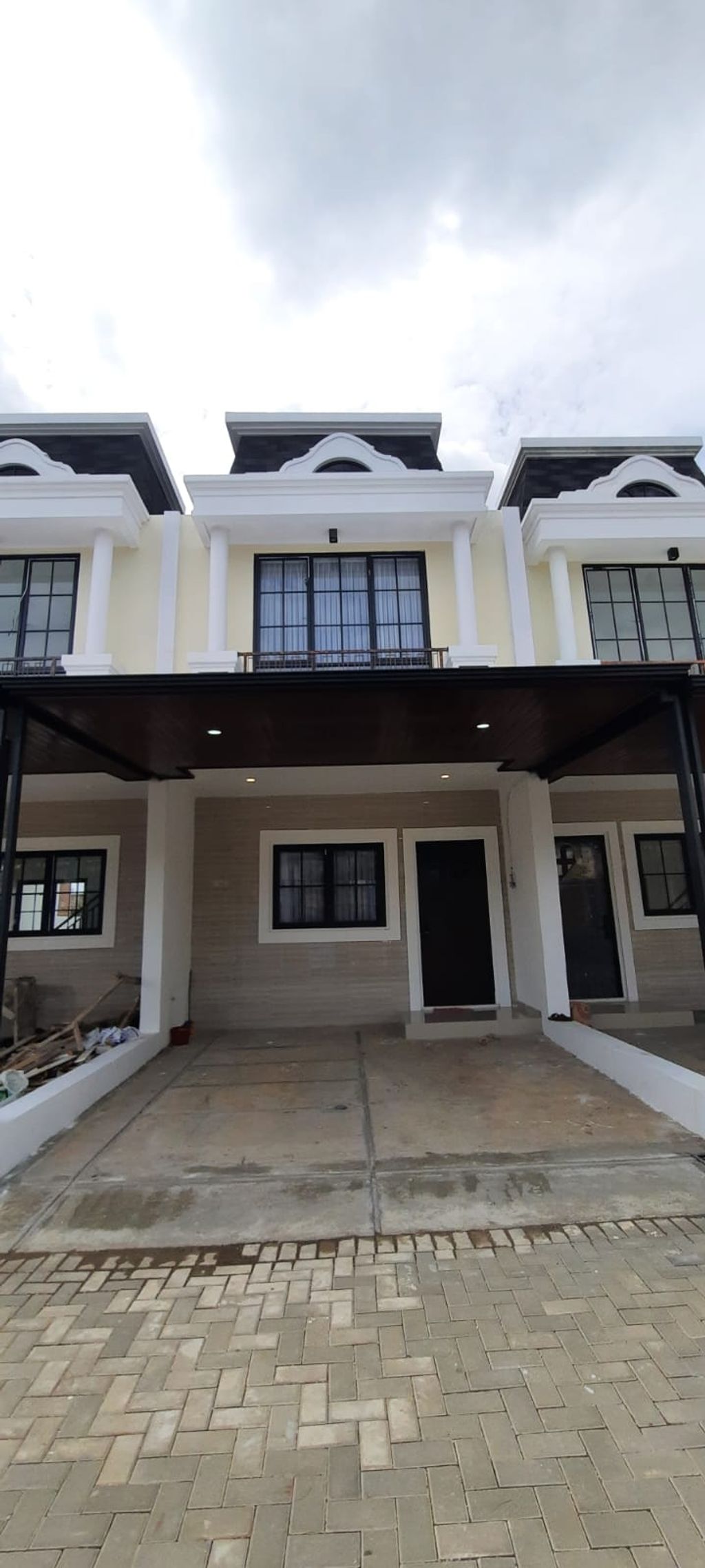 foto tampak rumah tipe 60 Compact Classic Athena 3 KT(774) perumahan G-Land Padalarang Estate