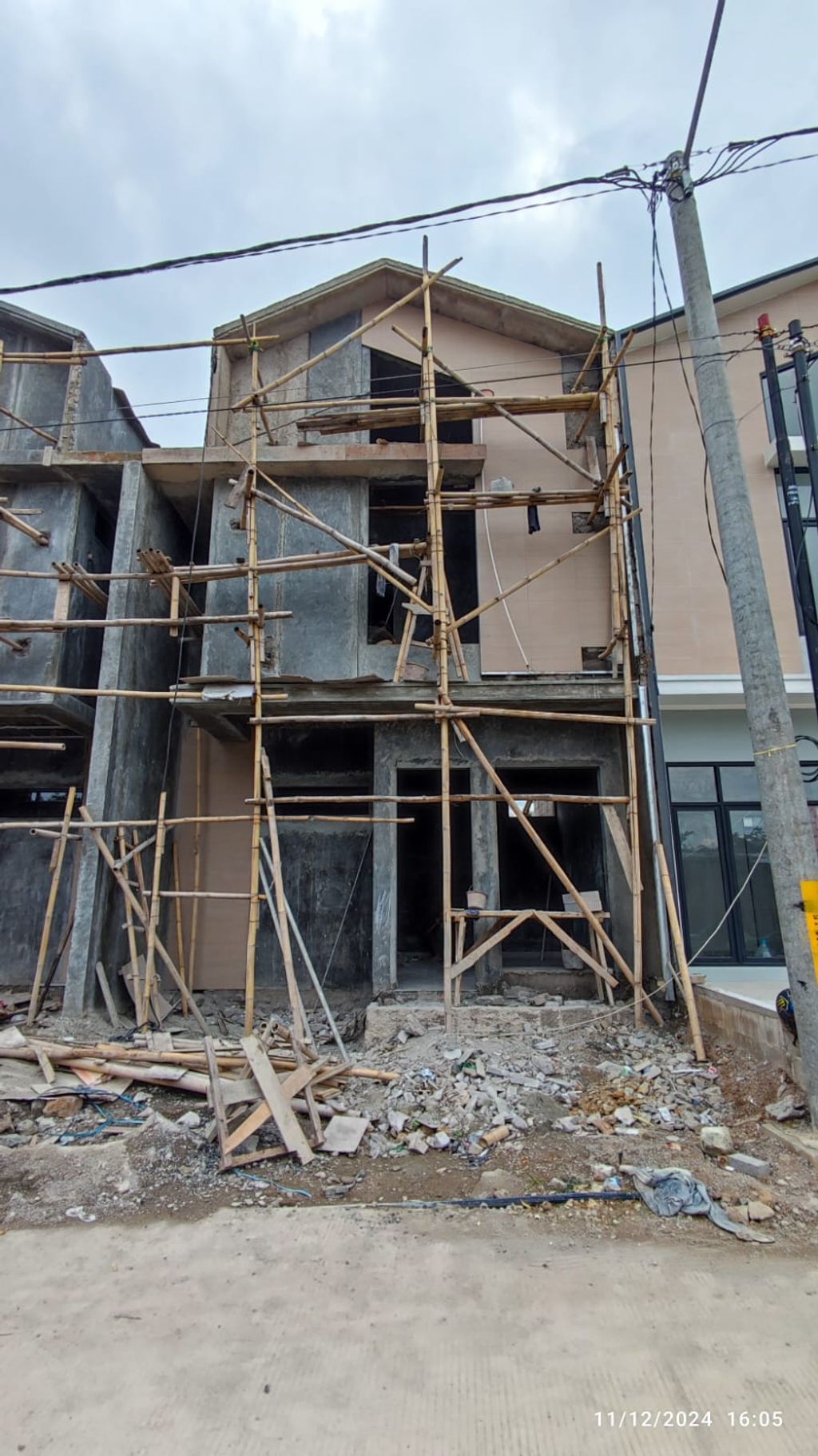 foto tampak rumah tipe 50 Compact (3 Kamar) High Ceiling(508) perumahan G-Land Katapang Residence 1