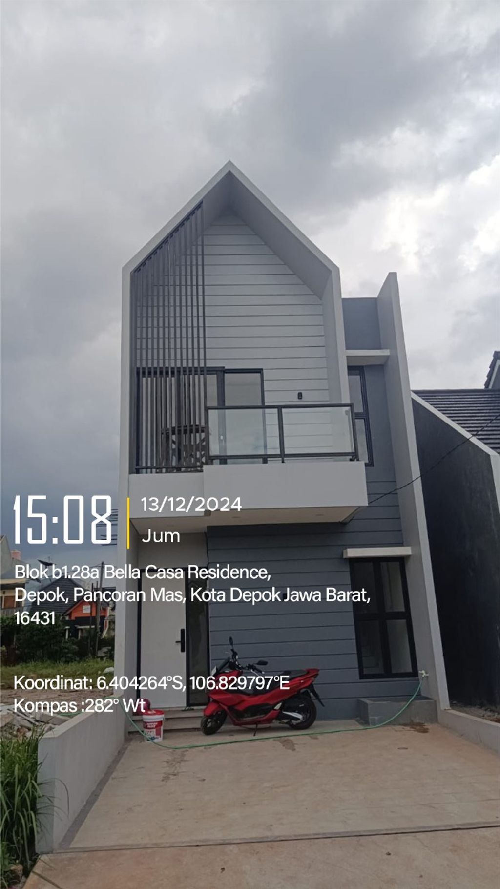 foto tampak rumah tipe 77 perumahan Bella Casa Residence