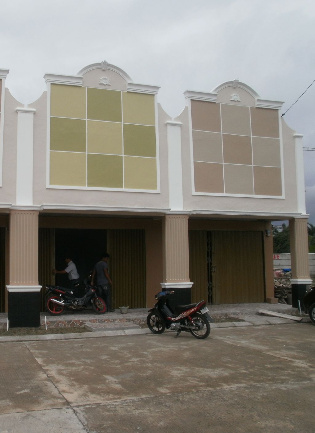 foto tampak rumah tipe 43 perumahan BENFICA