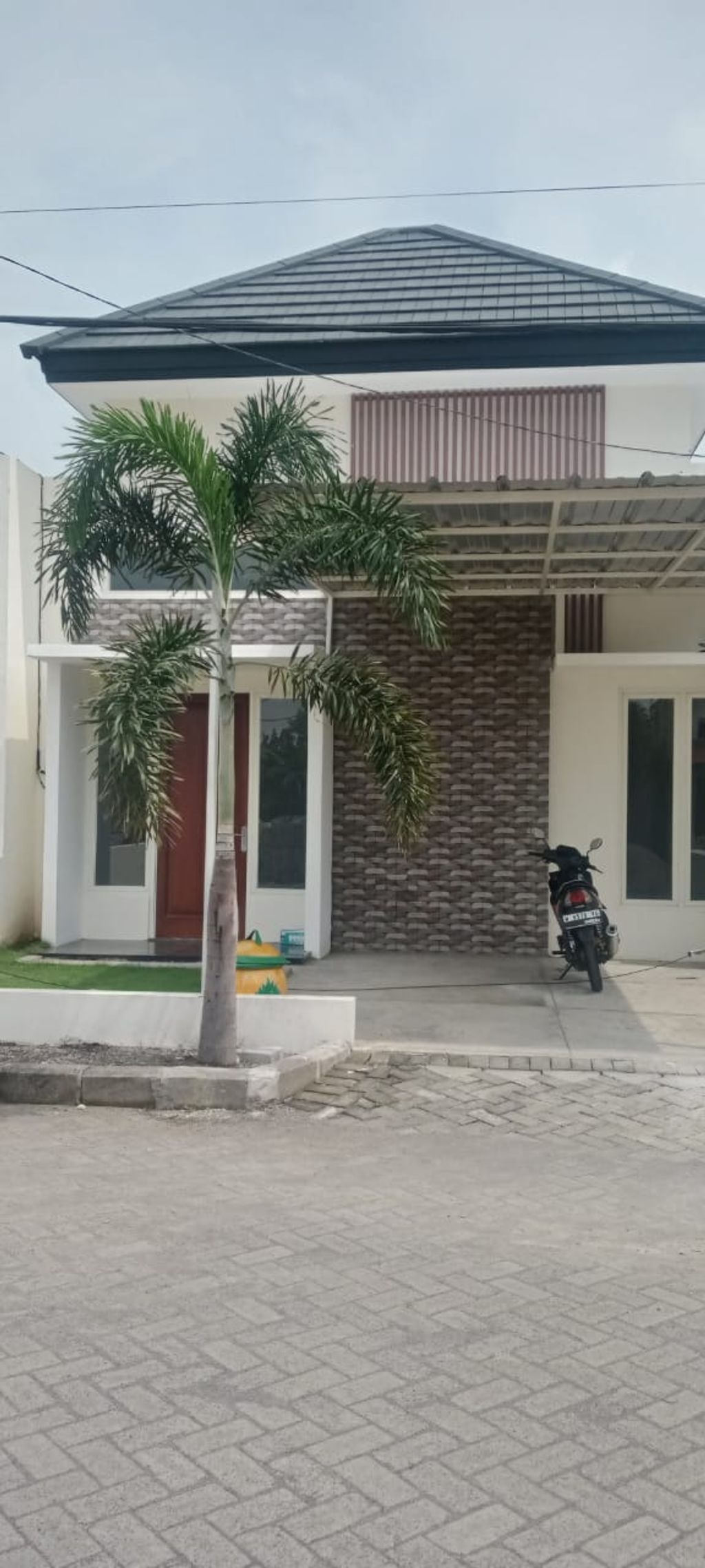 foto tampak rumah tipe 45/126 perumahan PALM VILLE REGENCY