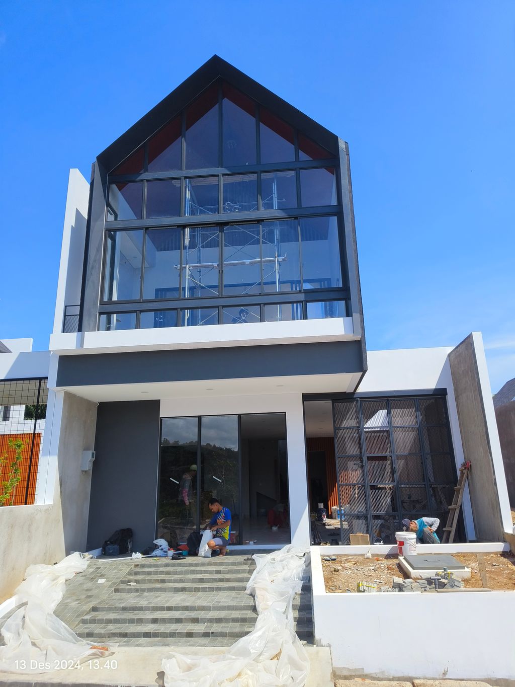 foto tampak rumah tipe C/ EDELWEISS perumahan Smart Valley Modern Residence