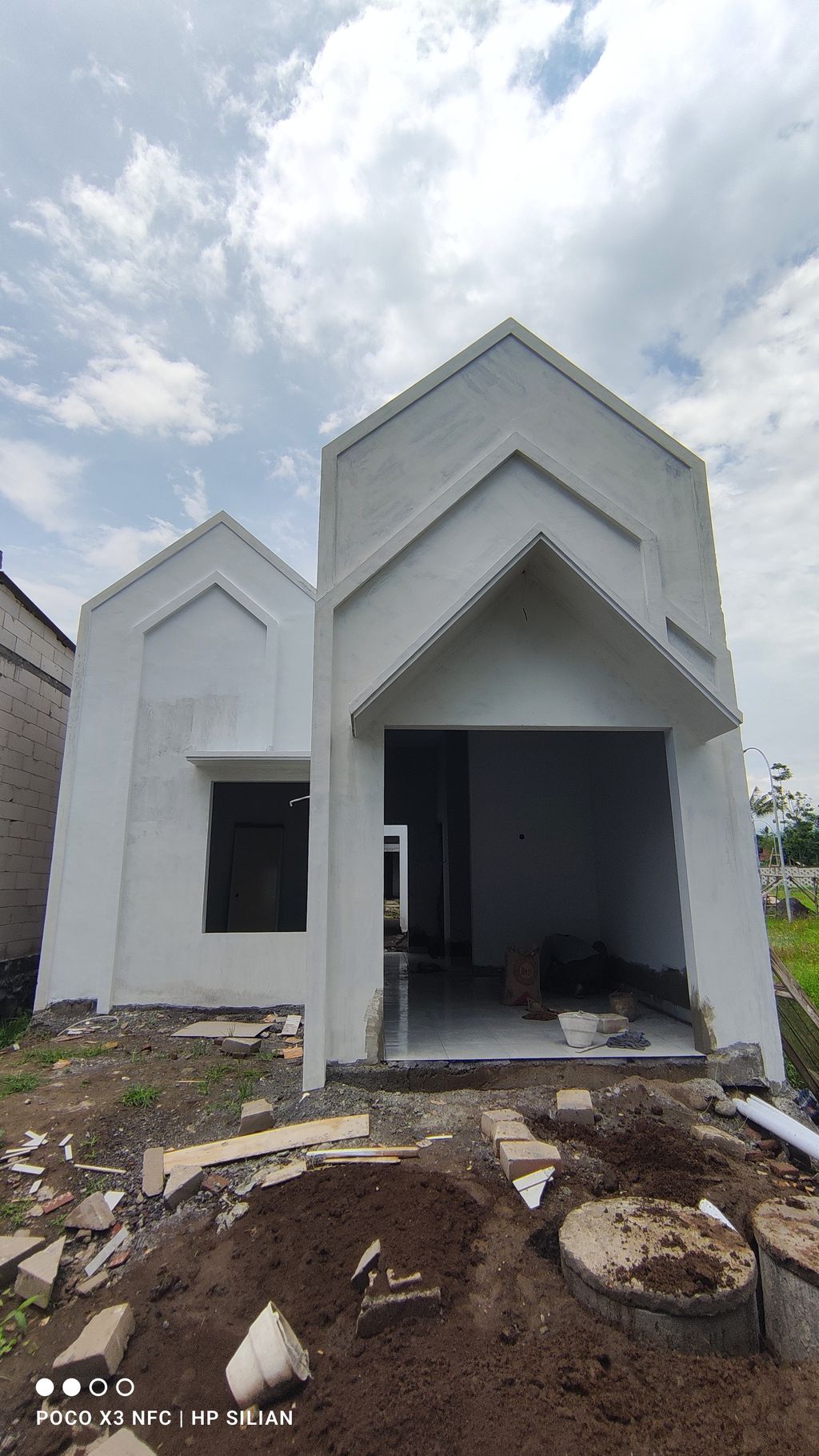 foto contoh rumah perumahan GRAND CAHAYA CLASSICA HILL 2