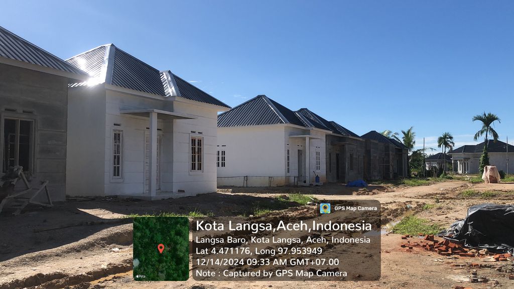 foto posisi tengah perumahan The Royal Palace