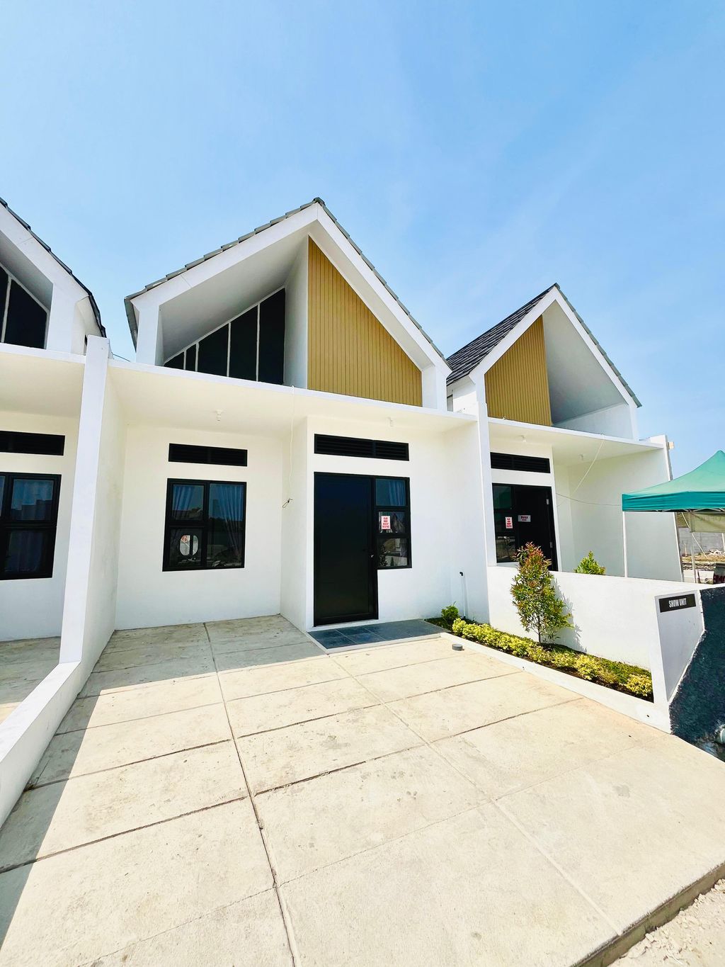 foto tampak rumah tipe 40 perumahan Prime Panorama Village