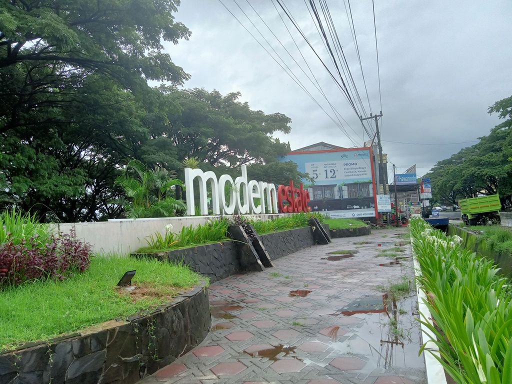 foto gerbang perumahan MODERN ESTATE