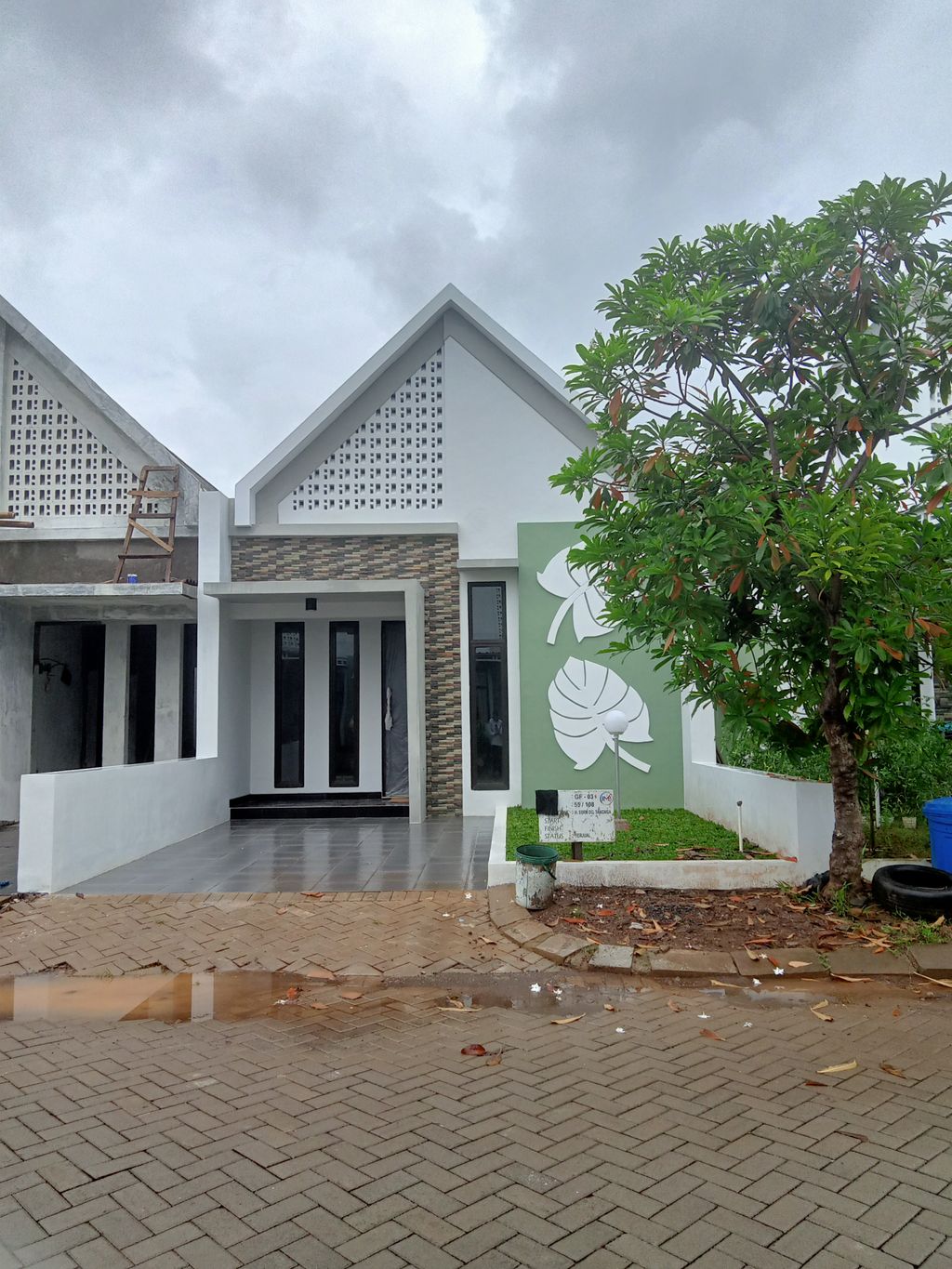 foto contoh rumah perumahan MODERN ESTATE