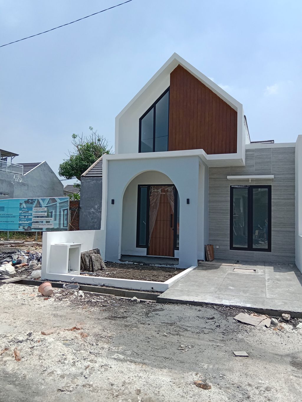 foto tampak rumah tipe IJ 36/65 perumahan THE PERMATA VILLAS 2
