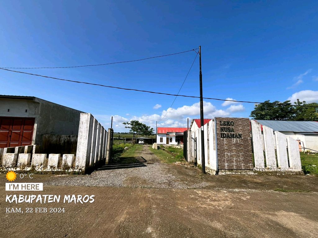foto gerbang perumahan LEKO NUSA IDAMAN