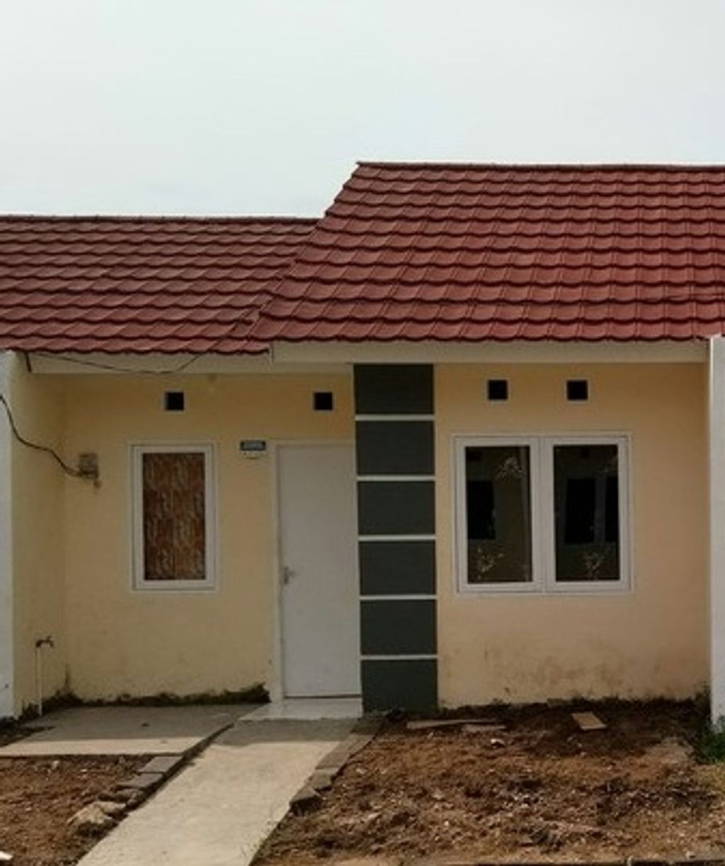 foto contoh rumah perumahan MEGA REGENCY 2