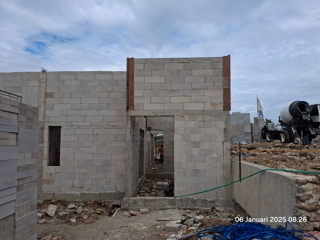 foto contoh rumah perumahan SAMANATA LIVINS 001