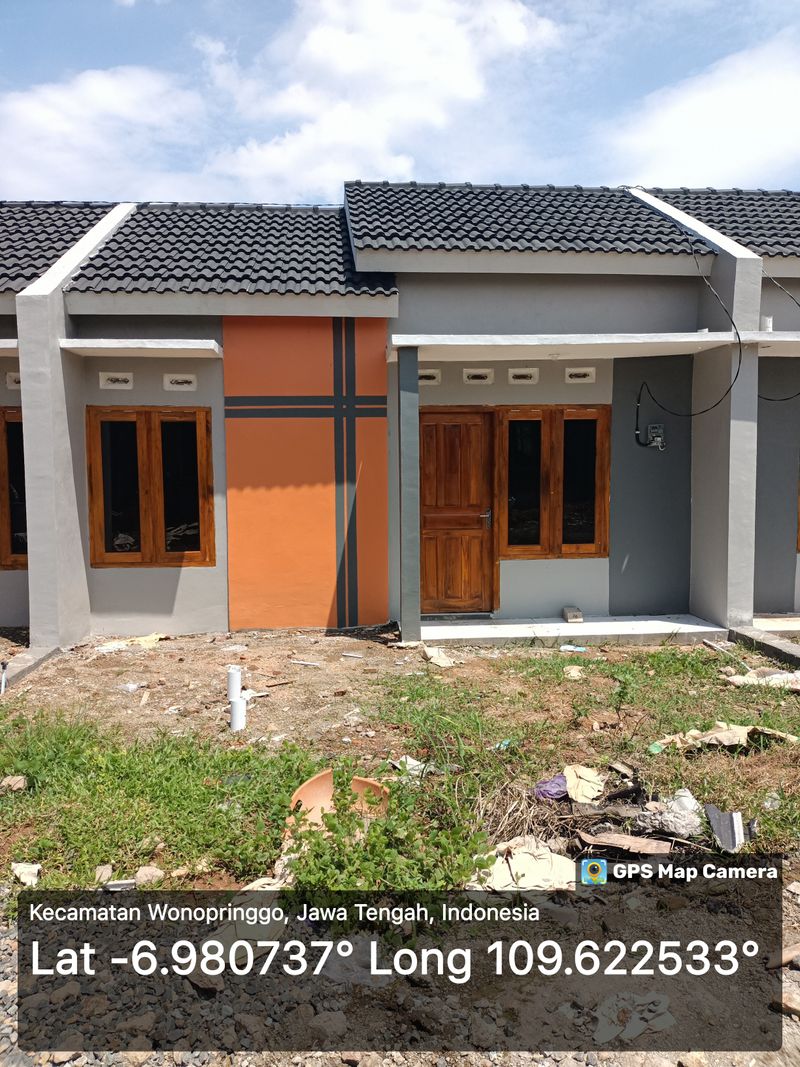foto contoh rumah perumahan Panorama Wono Permai